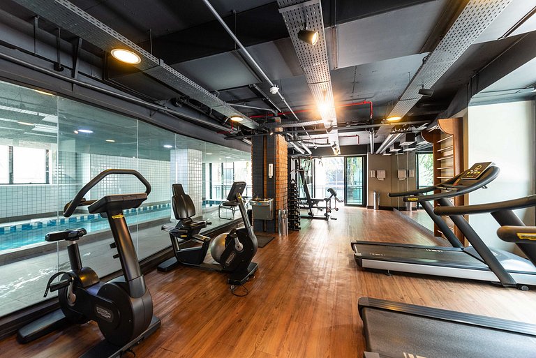 Studio em Hotel com Vaga e Limpeza Diária - M1013