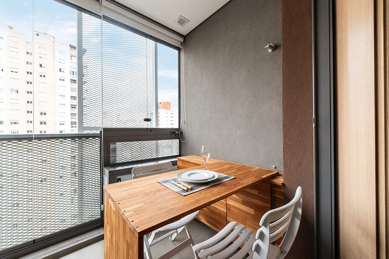 Studio em Pinheiros com Piscina e Academia - C1406