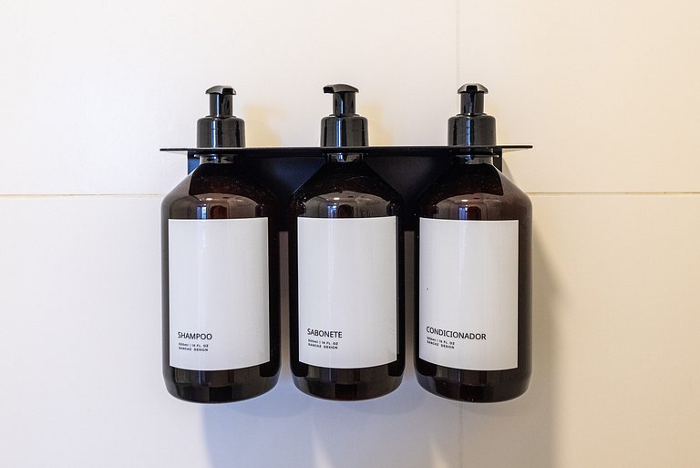 Studio em Pinheiros com Piscina e Academia - C1406