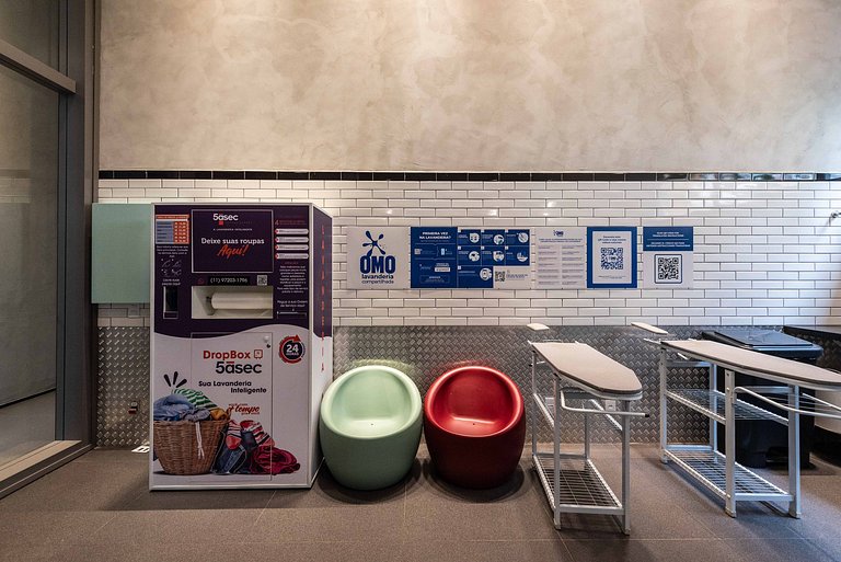 Studio em Pinheiros com Piscina e Academia - C1406