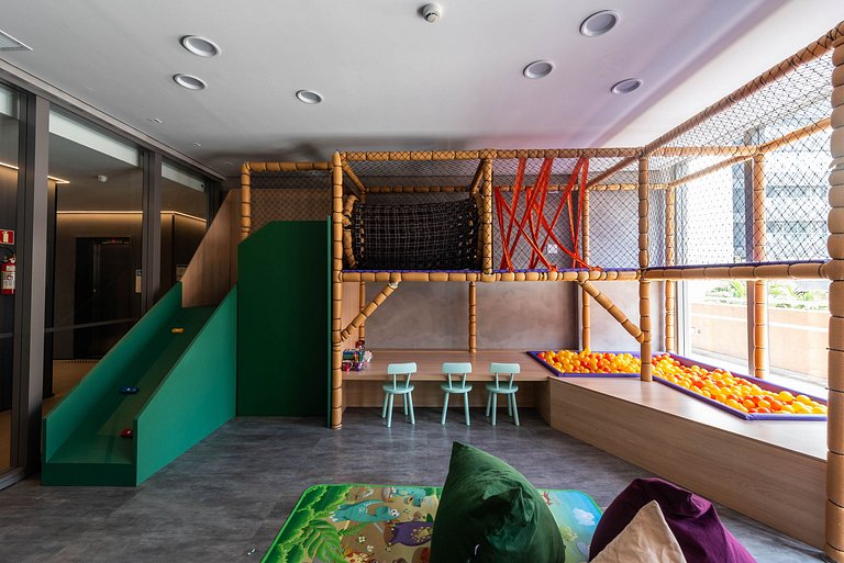 Studio em Pinheiros com Piscina e Academia - C1406