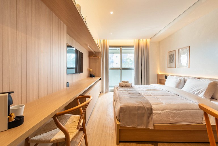 Alto Padrão em Pinheiros c/ Academia - P4008