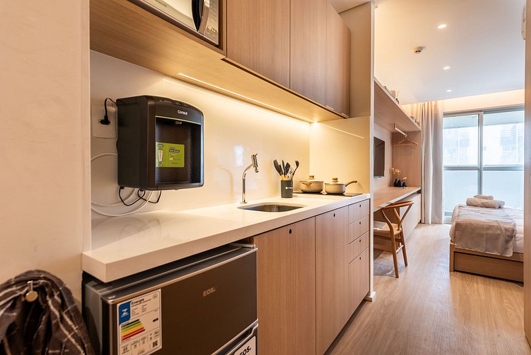 Alto Padrão em Pinheiros c/ Academia - P4008