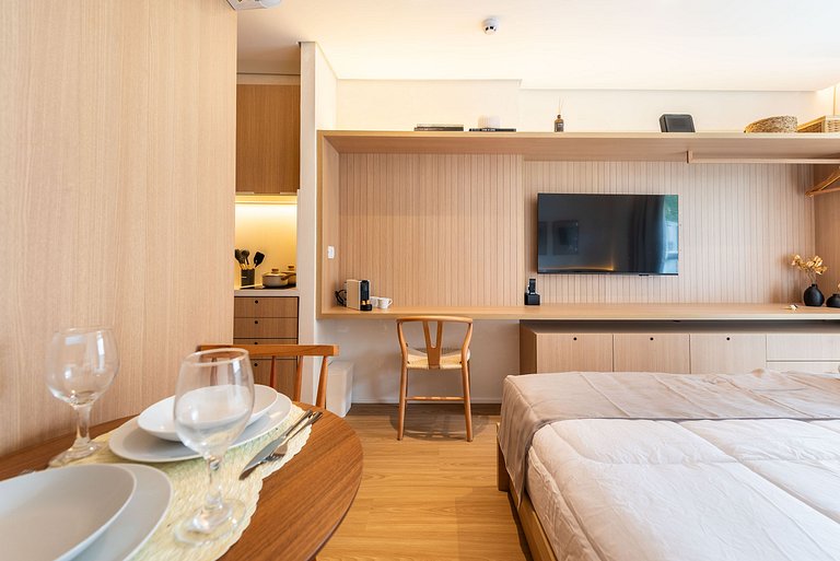 Alto Padrão em Pinheiros c/ Academia - P4008