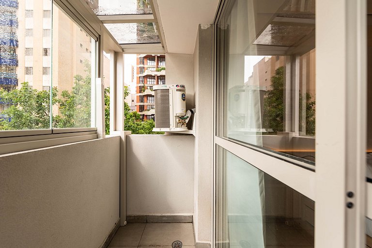 Alto Padrão em Pinheiros c/ Academia - P4008