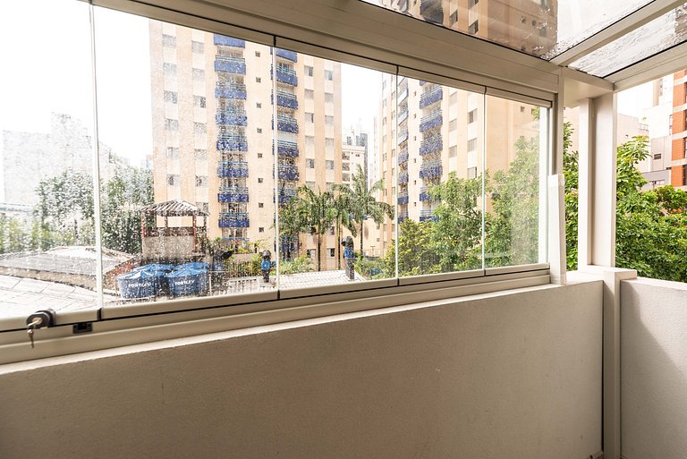 Alto Padrão em Pinheiros c/ Academia - P4008