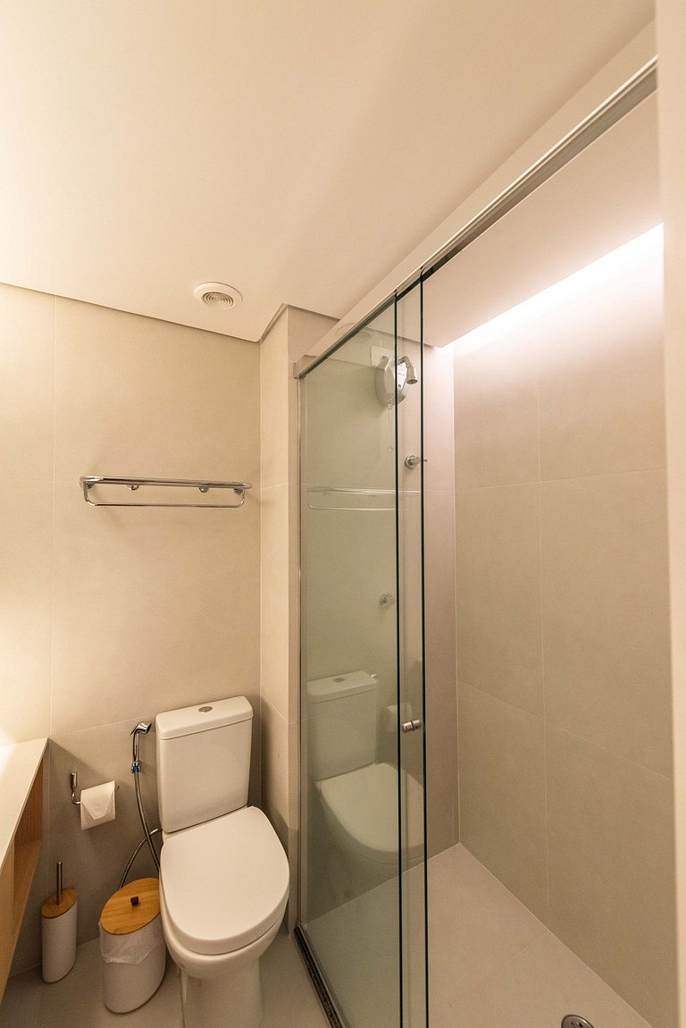 Alto Padrão em Pinheiros c/ Academia - P4008