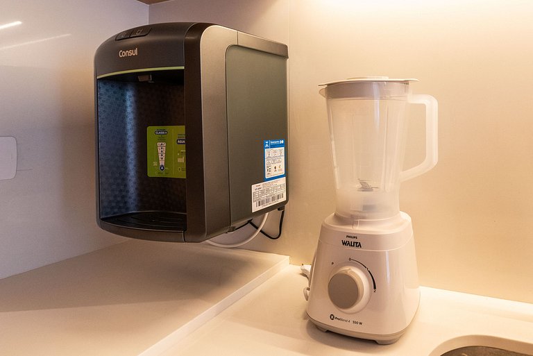 Alto Padrão em Pinheiros c/ Academia - P4008