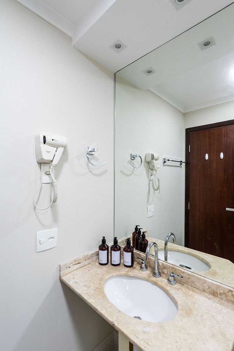 Studio na Faria Lima c/ Piscina e Spa - BT1110