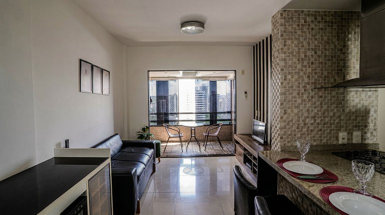 Flat com Limpeza Diária, Piscina e Praia - DL1804