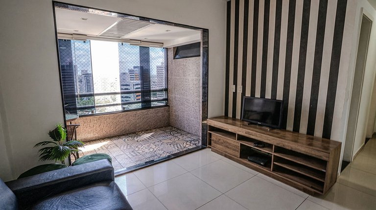 Flat com Limpeza Diária, Piscina e Praia - DL1804