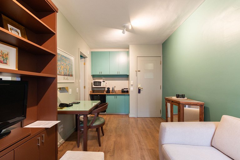 Flat em Hotel de Luxo com Limpeza diária - GM511