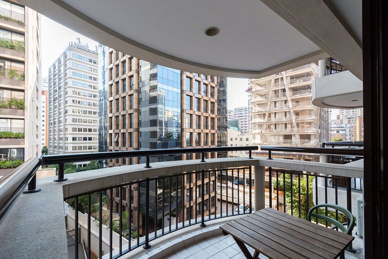 Flat em Hotel de Luxo com Limpeza diária - GM511