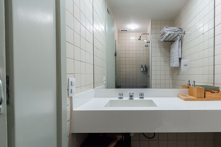 Flat em Hotel de Luxo com Limpeza diária - GM511