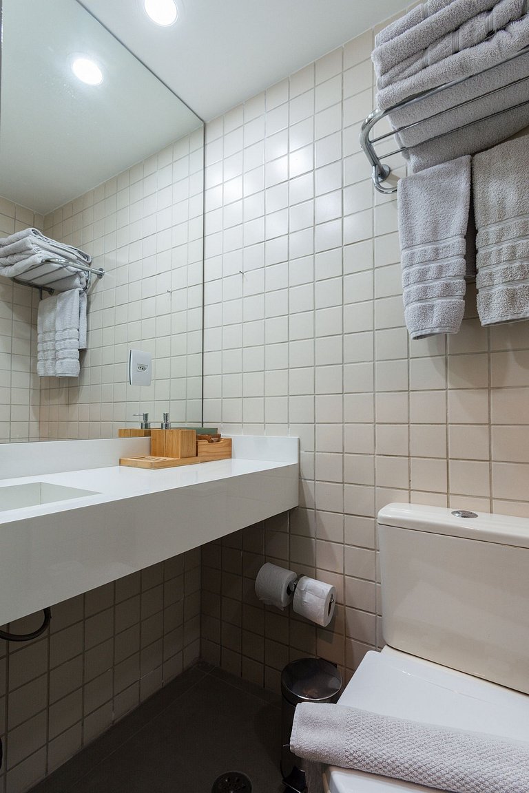 Flat em Hotel de Luxo com Limpeza diária - GM511