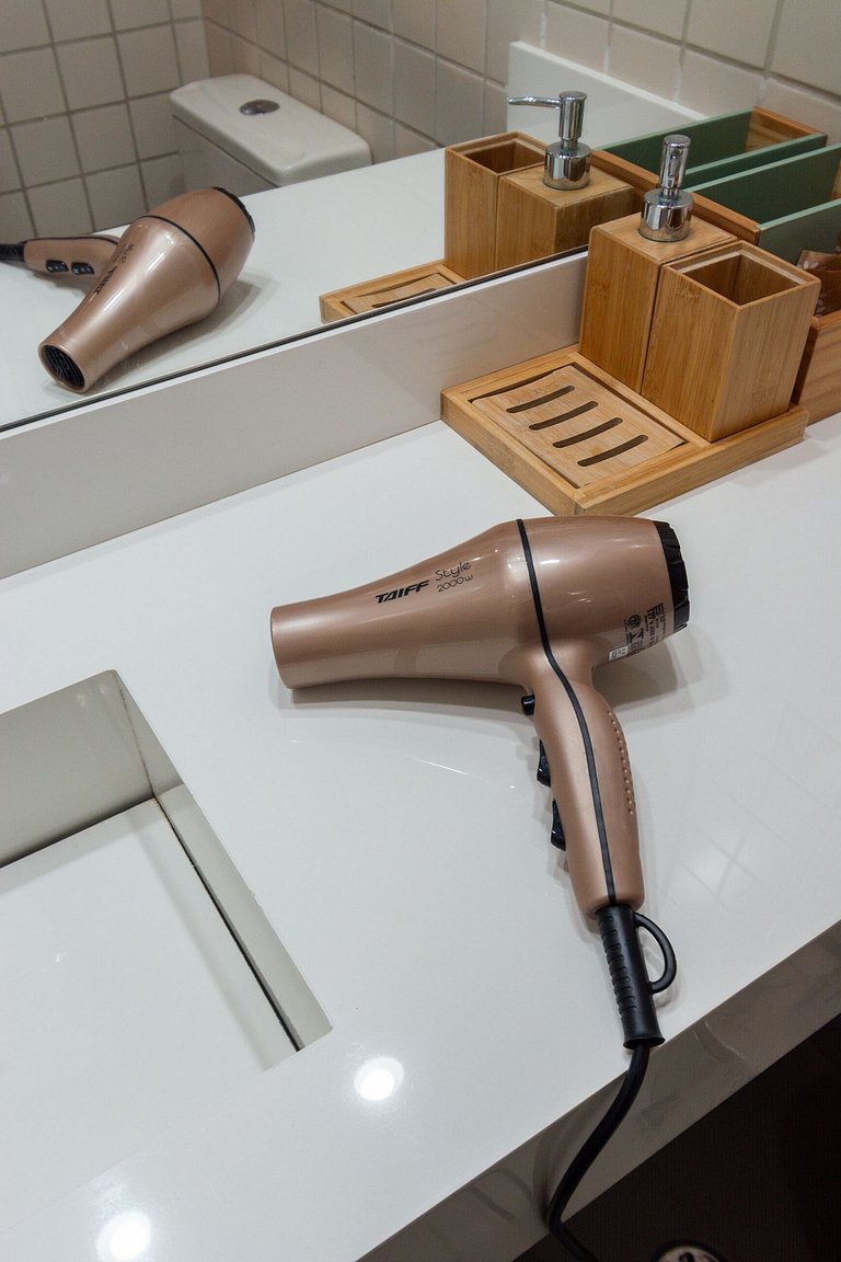 Flat em Hotel de Luxo com Limpeza diária - GM511