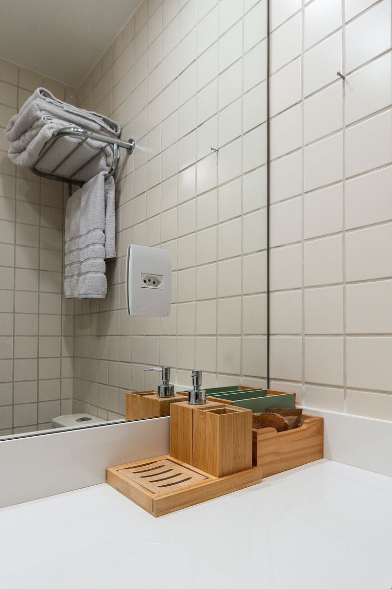 Flat em Hotel de Luxo com Limpeza diária - GM511