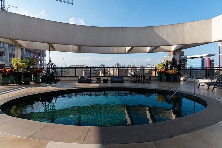 Flat em Hotel de Luxo com Limpeza diária - GM511