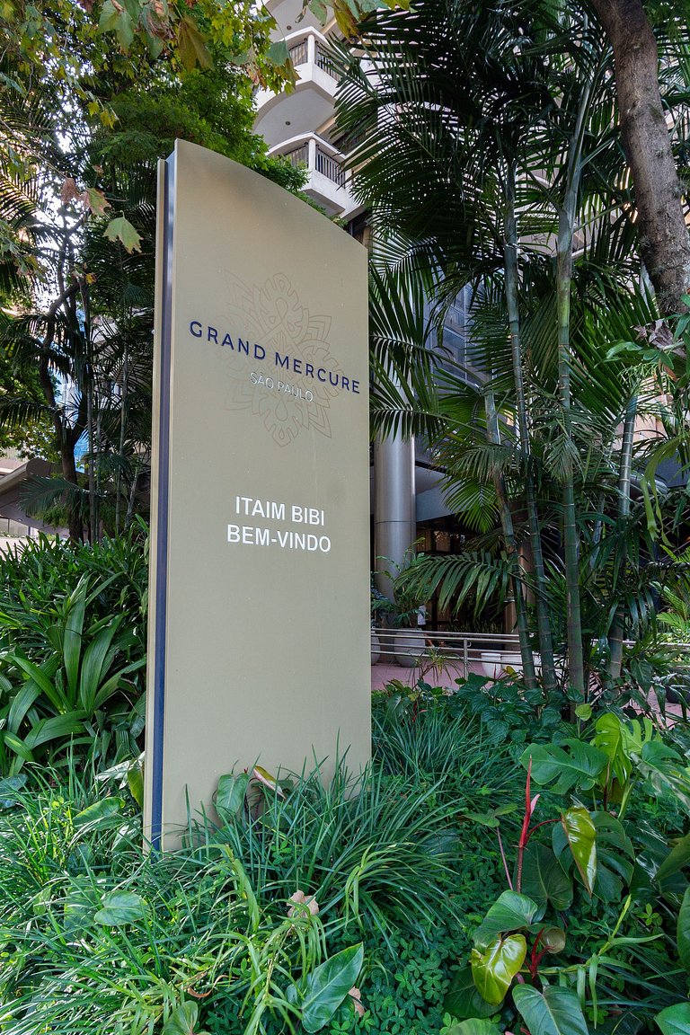 Flat em Hotel de Luxo com Limpeza diária - GM511