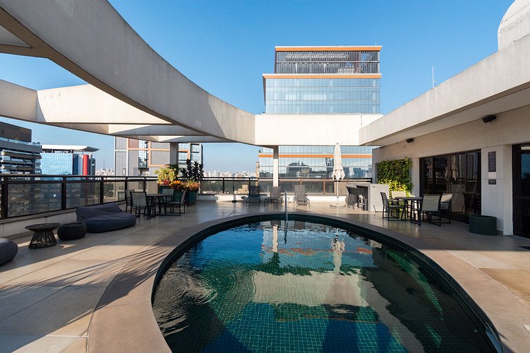 Flat em Hotel de Luxo com Limpeza diária - GM511