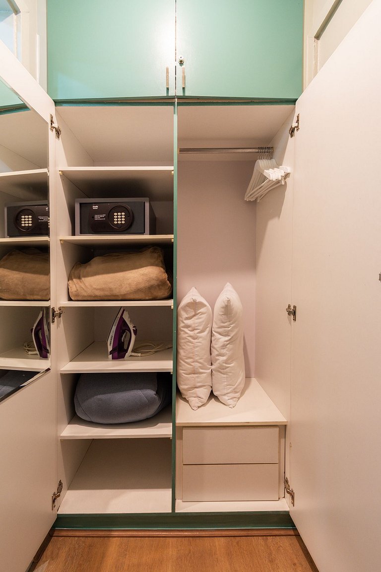 Flat em Hotel de Luxo com Limpeza diária - GM511