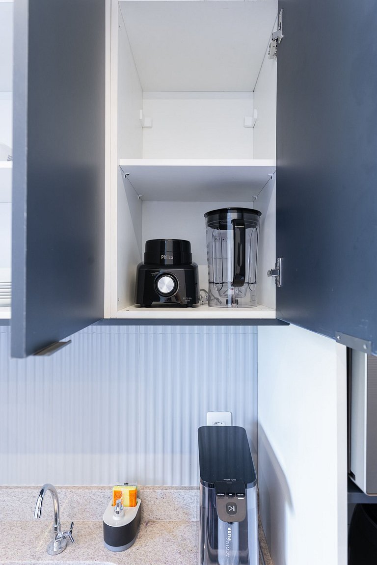 Flat & cobertura c/ piscina no centro - P305