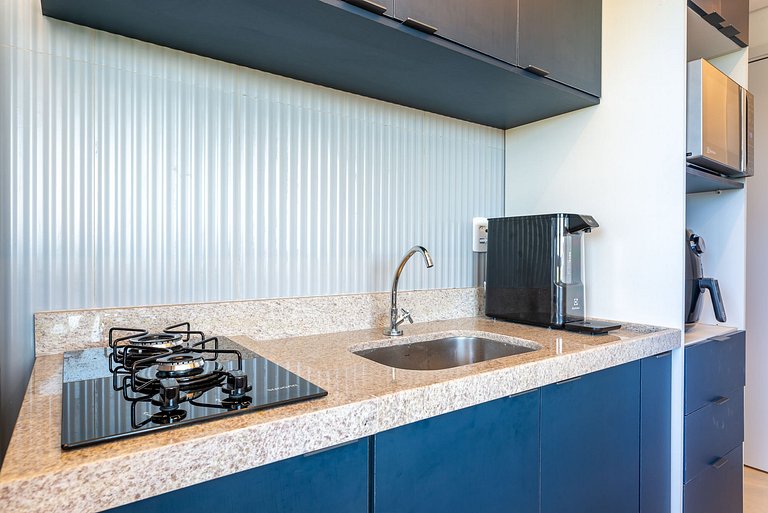 Flat & cobertura c/ piscina no centro - P305