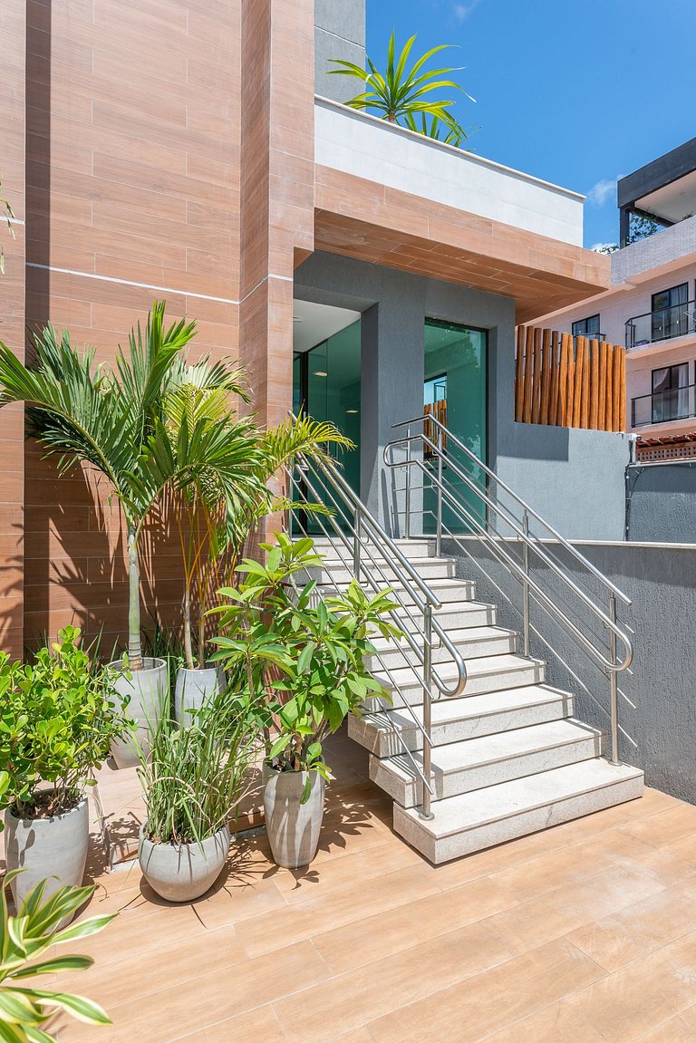 Flat & cobertura c/ piscina no centro - P305