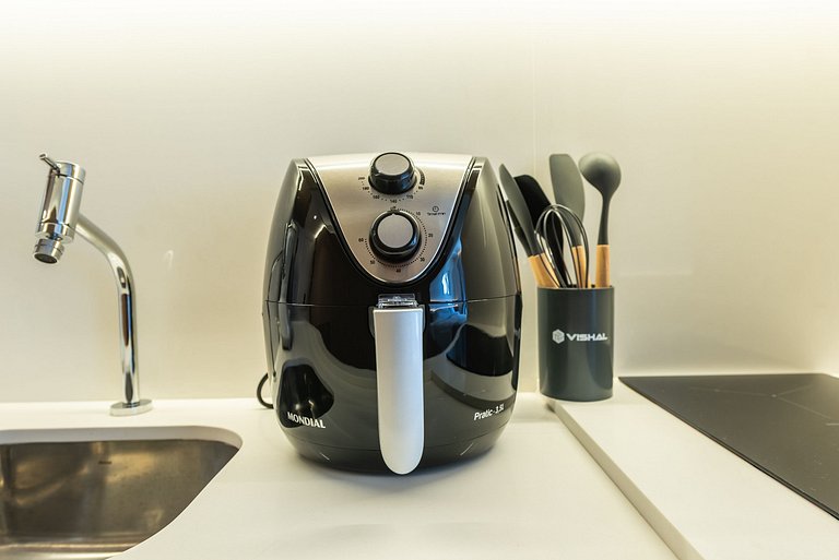 Alto Padrão em Pinheiros c/ Academia - P4008