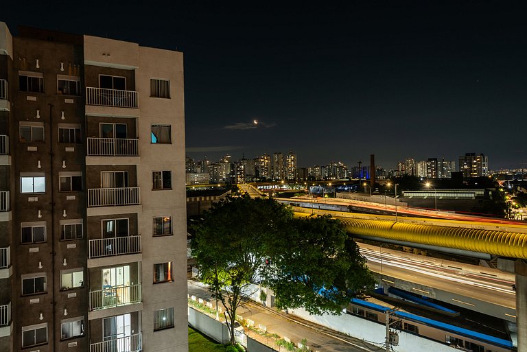 Alto Padrão em Pinheiros c/ Academia - P4008