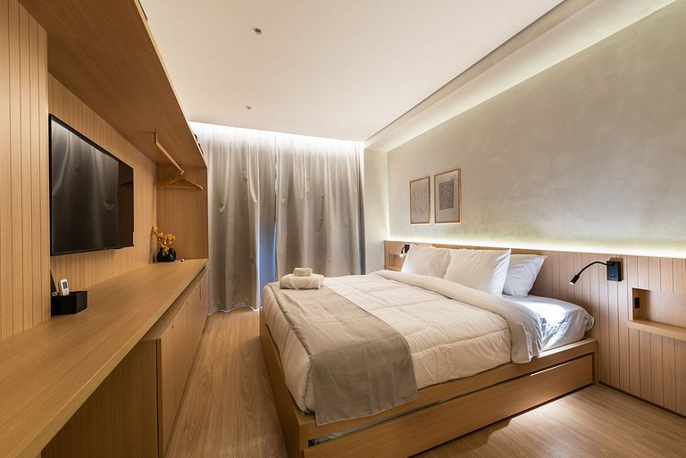 Alto Padrão em Pinheiros c/ Academia - P4008