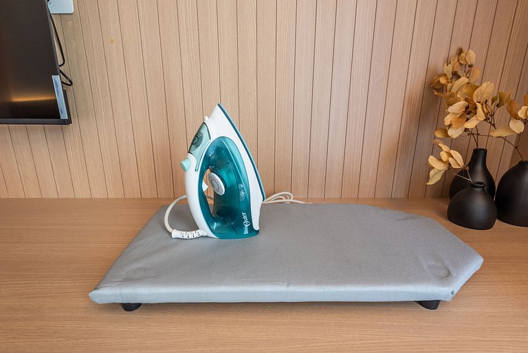 Alto Padrão em Pinheiros c/ Academia - P4008