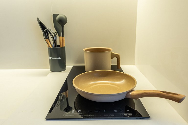 Alto Padrão em Pinheiros c/ Academia - P4008