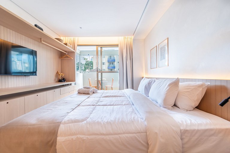 Alto Padrão em Pinheiros c/ Academia - P4008