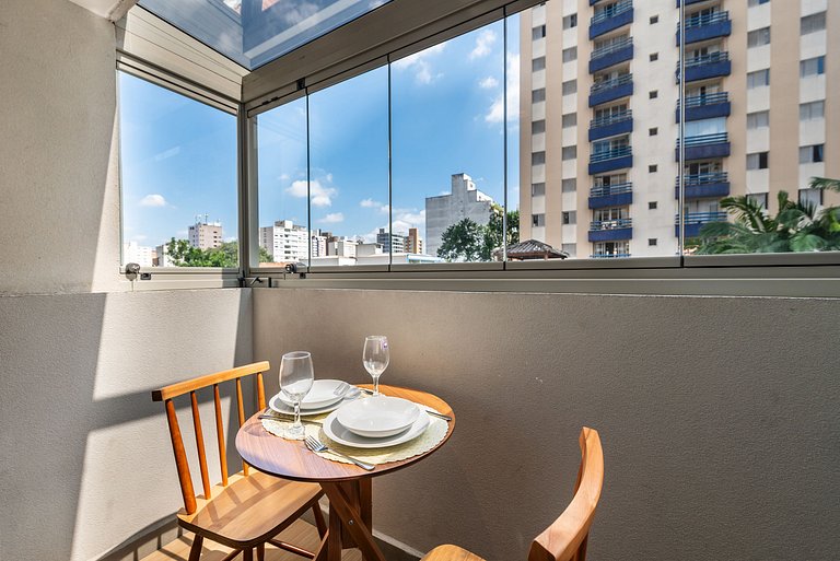 Alto Padrão em Pinheiros c/ Academia - P4008