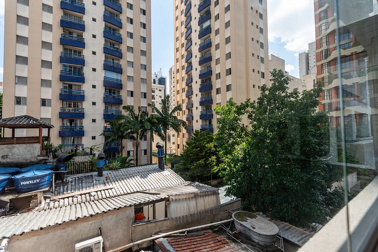 Alto Padrão em Pinheiros c/ Academia - P4008