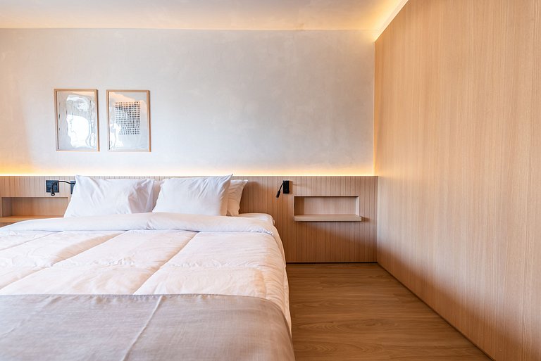 Alto Padrão em Pinheiros c/ Academia - P4008