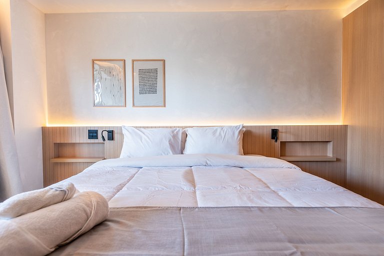 Alto Padrão em Pinheiros c/ Academia - P4008