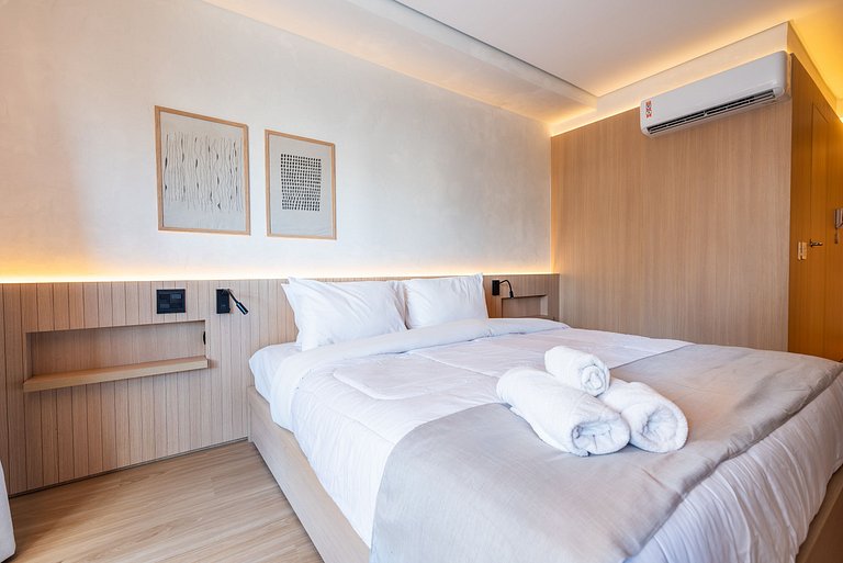 Alto Padrão em Pinheiros c/ Academia - P4008