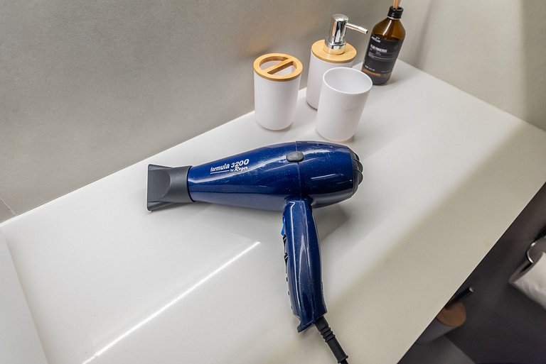 Alto Padrão em Pinheiros c/ Academia - P4008