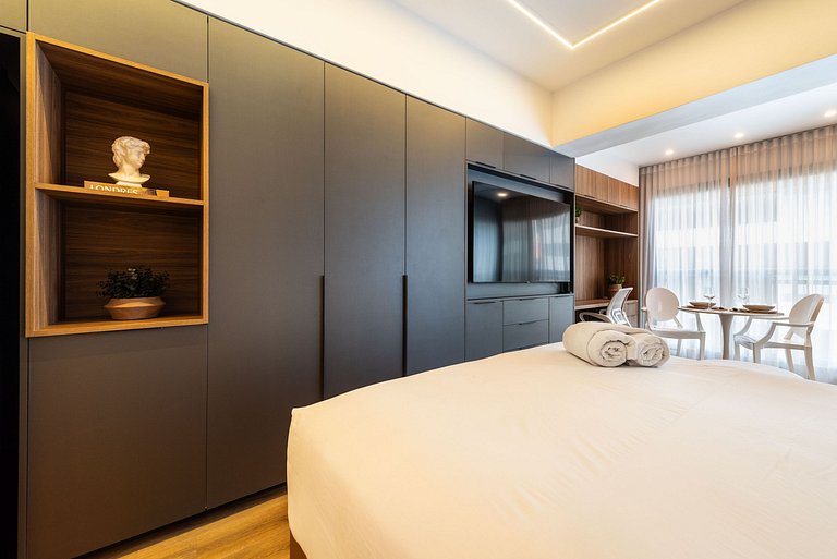 Studio Sofisticado c/ Piscina e Academia - Z316