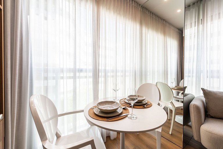 Studio Sofisticado c/ Piscina e Academia - Z316