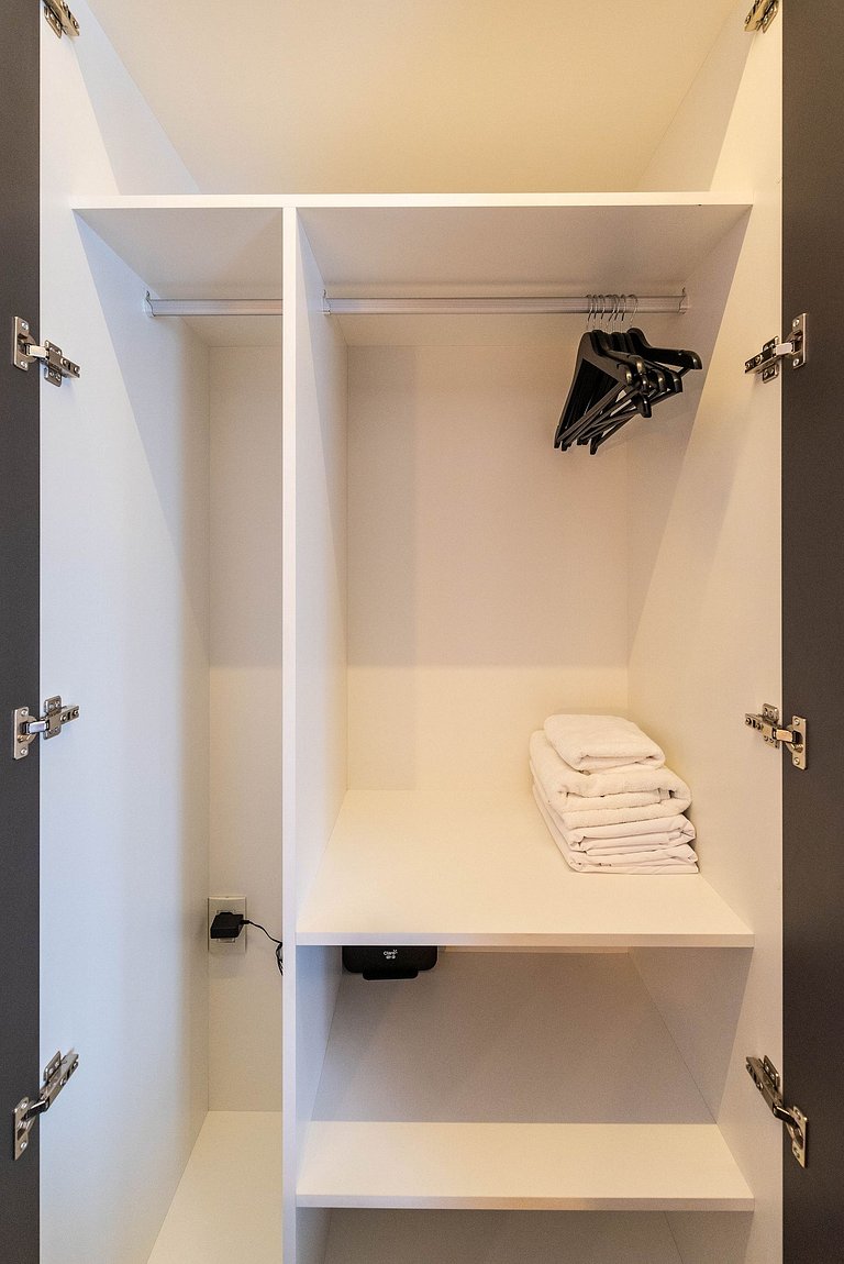 Studio Sofisticado c/ Piscina e Academia - Z316