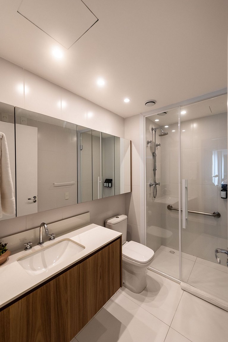 Studio Sofisticado c/ Piscina e Academia - Z316