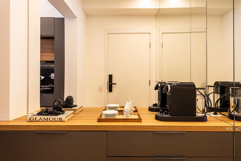 Studio Sofisticado c/ Piscina e Academia - Z316