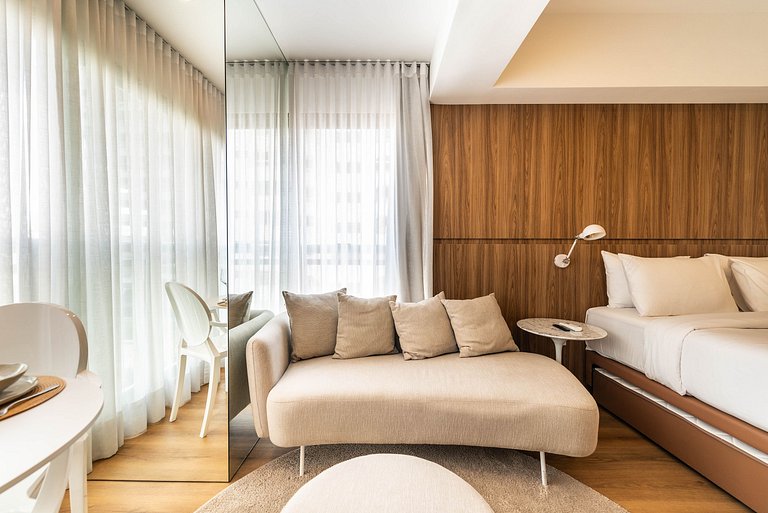 Studio Sofisticado c/ Piscina e Academia - Z316