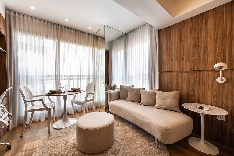 Studio Sofisticado c/ Piscina e Academia - Z316