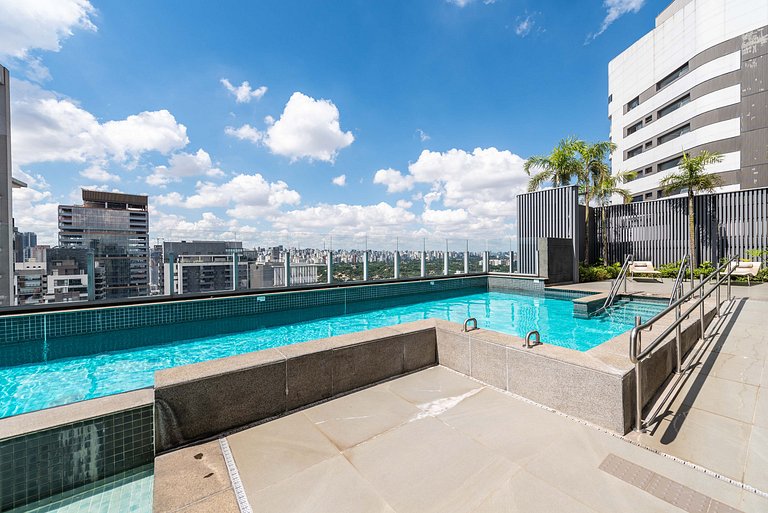 Studio Sofisticado c/ Piscina e Academia - Z316