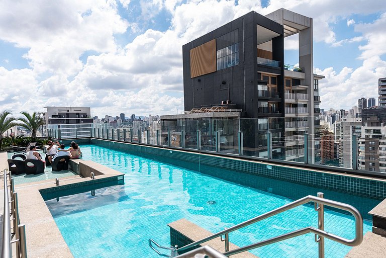 Studio Sofisticado c/ Piscina e Academia - Z316