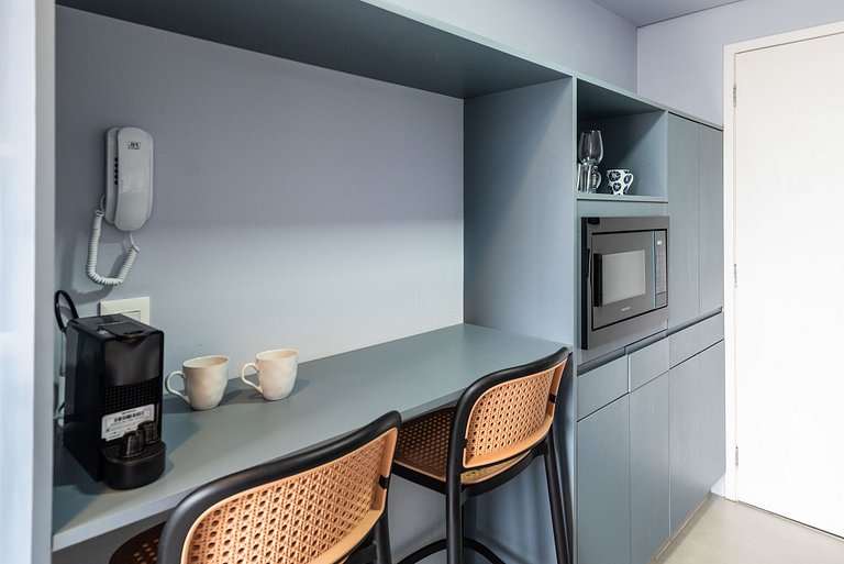 Studio em Pinheiros c/ piscina rooftop - P607